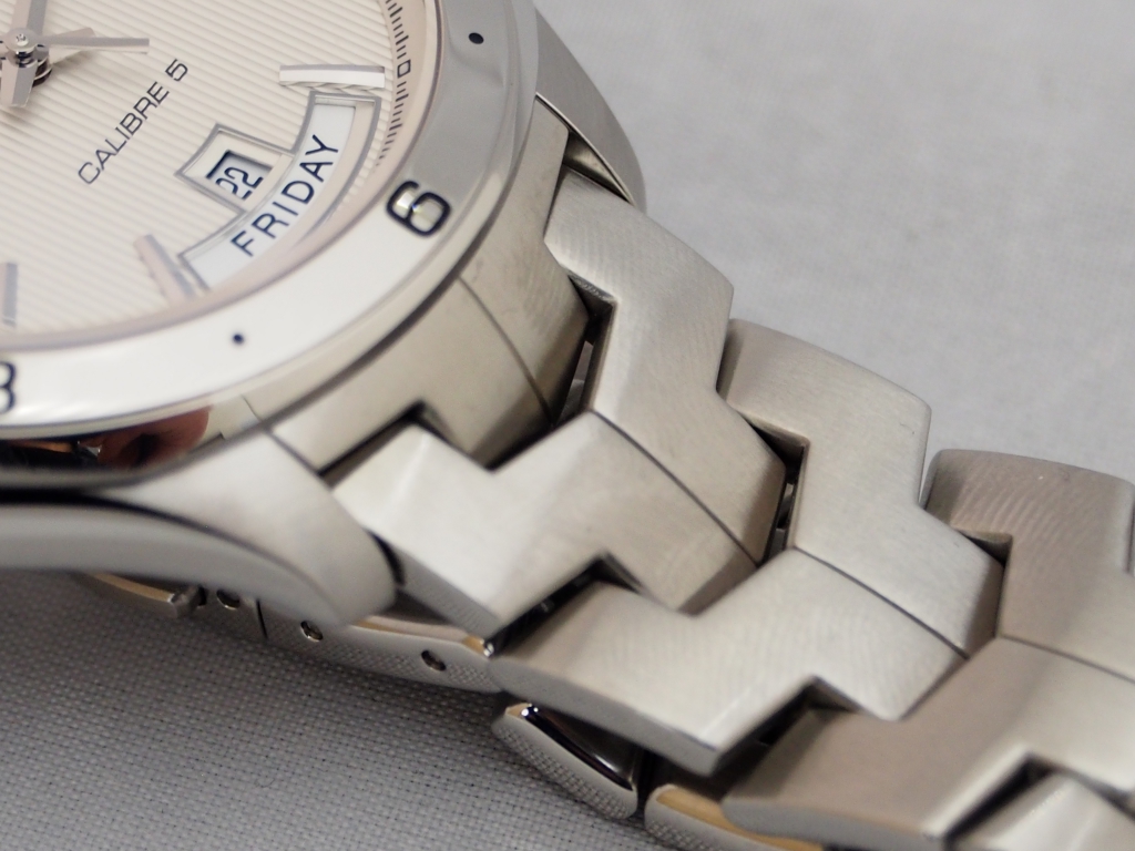 快適な装着感の時計をお探しなら タグ・ホイヤー「リンク デイ デイト」-TAG Heuer -P1221410