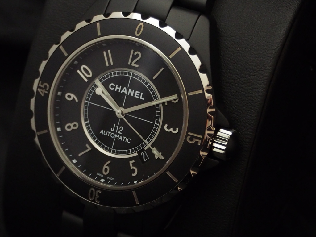 コレクションの中でも最もシンプルな一本！シャネル J12 42mm-CHANEL -P1241486