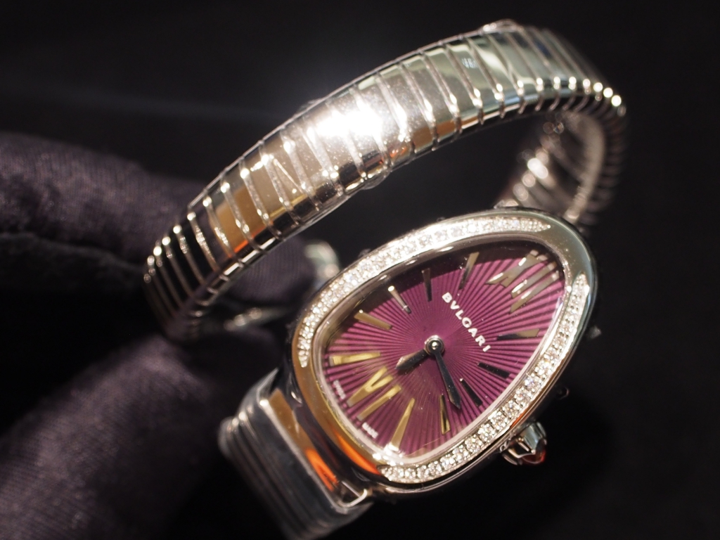 この時計が似合う女性に憧れる！ブルガリ「セルペンティ・トゥボガス」-BVLGARI（取扱い終了） -P6250667
