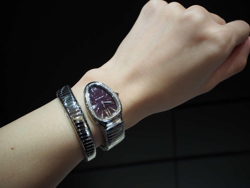 この時計が似合う女性に憧れる！ブルガリ「セルペンティ・トゥボガス」-BVLGARI（取扱い終了） -P6250668
