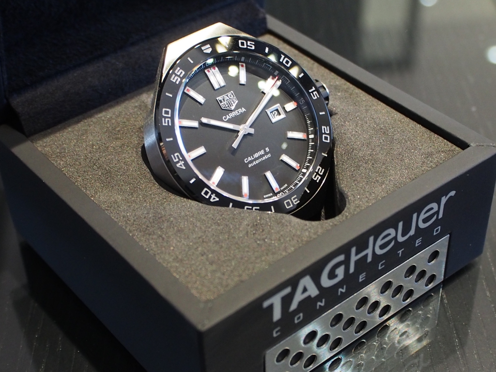 タグホイヤー  TAGHeuer コネクテッド モジュラー45