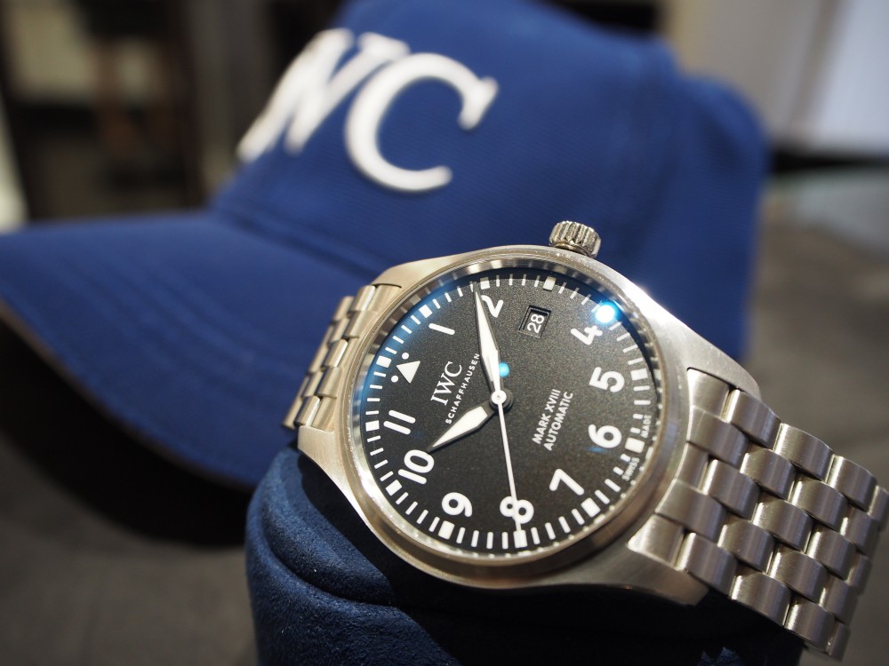 オンオフ問わず あらゆるシーンに大活躍します 実用的な一本 Iwc パイロット ウォッチ マーク Xviii Oomiya 鹿児島店ブログ