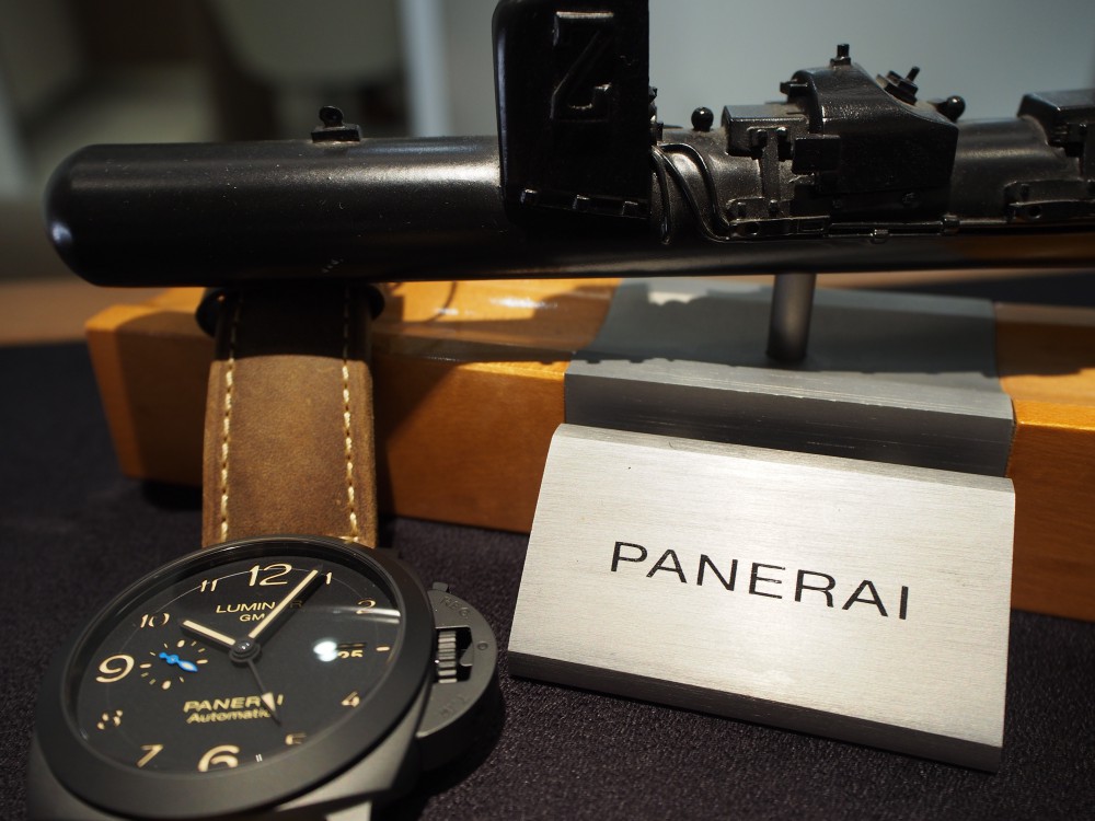 風格漂う「THE 軍用時計」ルミノール 1950 GMT チェラミカ-PANERAI -PA180299