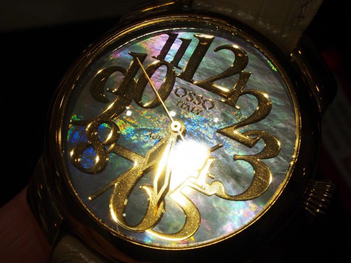 大きめサイズの時計で華やかさと女性らしさを演出！！オッソイタリィ「アンジェラ」-OSSO ITALY スタッフのつぶやき -P3210536-700x525
