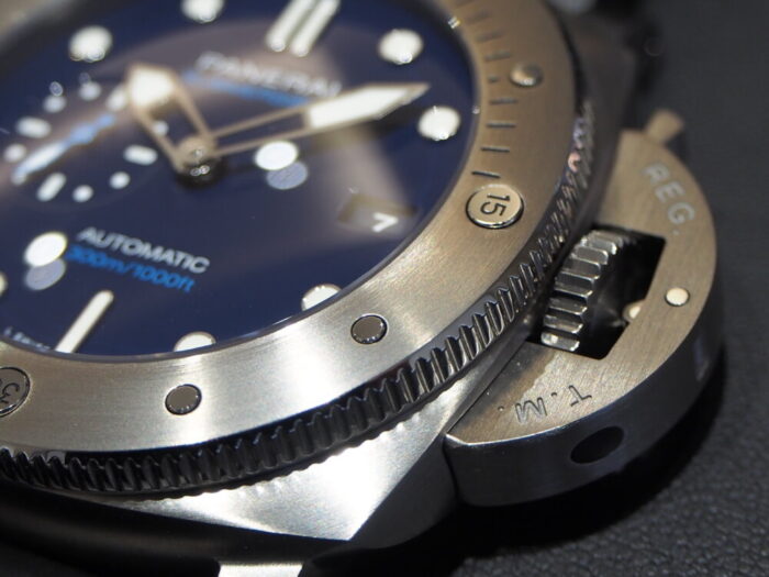 世界初の新素材 “BMG-TECH™”とは？？タフに使える高級時計！！パネライ「PAM00692」-PANERAI スタッフのつぶやき -P6250035-700x525