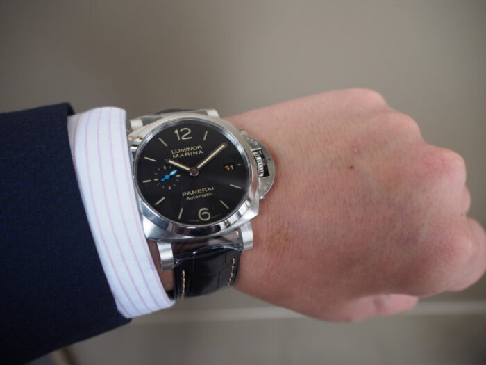 パネライ ルミノールマリーナ 42㎜ / ビジネスにもオススメの人気モデル！-PANERAI -P8040286-700x525