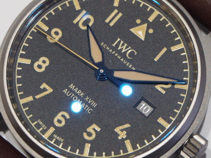 ビンテージ感溢れる時計だからこそ、たくさんはめてほしい！渋くてカッコイイIWC「パイロット・ウォッチ・マークXVIII ヘリテージ」-IWC スタッフのつぶやき -P8170101-700x525