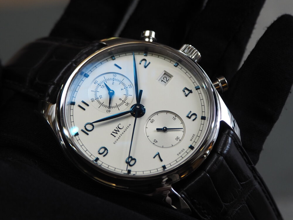 シンプルすぎず、カジュアル過ぎないから使いやすい！IWC 