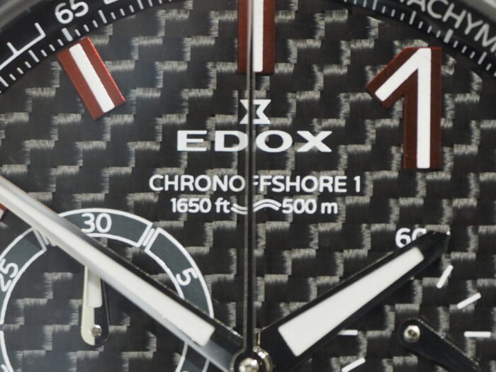 チラリと見え隠れするレッドが大人カッコイイ！！EDOX「クロノオフショア１ クロノグラフ」-EDOX スタッフのつぶやき -P2200099-700x525