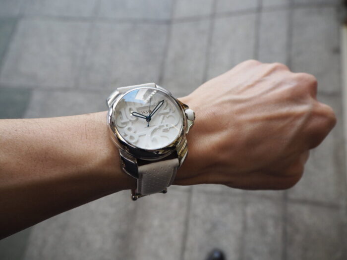【オッソ イタリィ】さわやかおしゃれな白い時計「ドミナーレ」-OSSO ITALY -P4050033-700x525