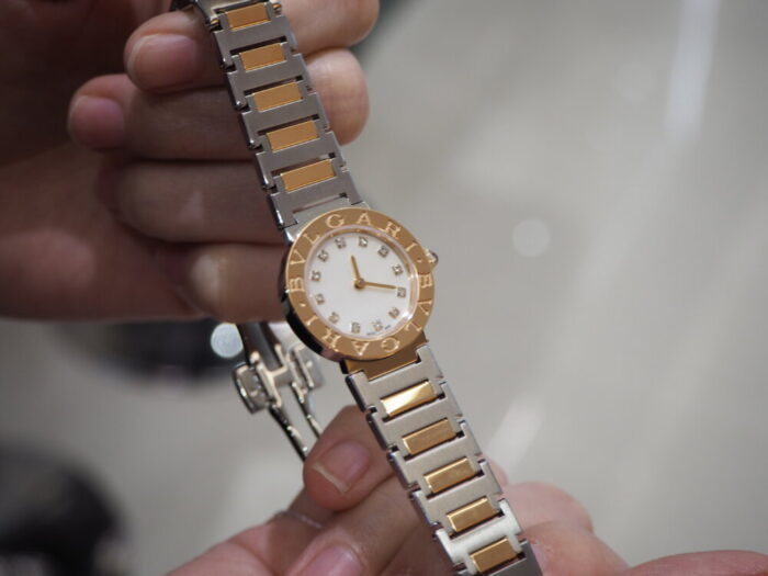 イタリア生まれの粋な腕時計　ブルガリブルガリ レディ入荷-BVLGARI（取扱い終了） -P4100123-700x525