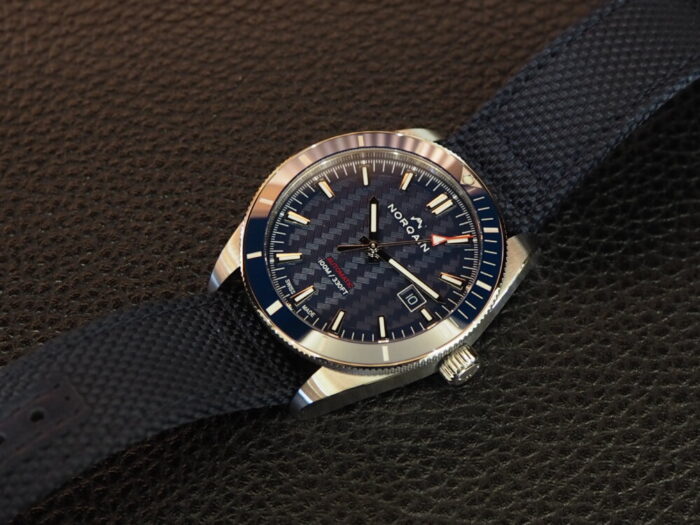 【ノルケイン】ブルーの時計をお探しの方必見。旅に出たくなる時計「アドベンチャー スポーツオート」-NORQAIN -P6050268-700x525