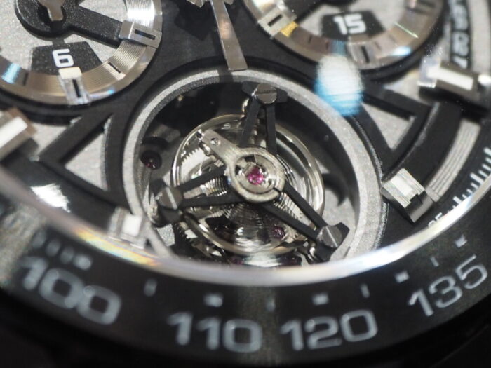 複雑時計”トゥールビヨン”が100万円台で手に入る！？「タグ・ホイヤー 