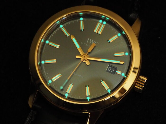 【IWC】金価格高騰中。真の価値のある時計は金無垢。「インヂュニア・オートマティック 」-IWC -P8310112-700x525