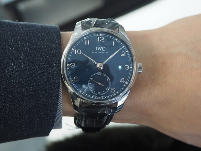 【IWC】シンプルなブルー文字盤の時計「ポルトギーゼ オートマティック40」-IWC -PA040659-700x525