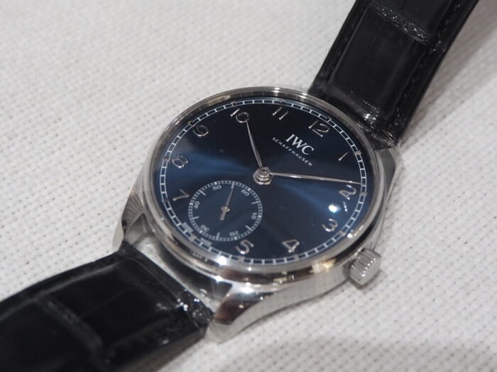 【IWC】シンプルなブルー文字盤の時計「ポルトギーゼ オートマティック40」-IWC -PA040662-700x525