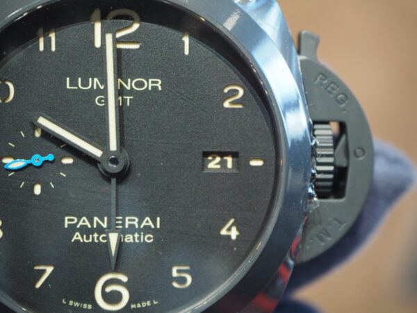 ブラック時計でお洒落に決める…。パネライ「PAM01441」-PANERAI フェア・イベント情報 -P1151293-600x450