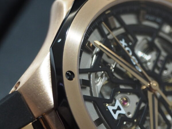 時計業界が大注目。EDOXのスケルトンウォッチ「デルフィン メカノ オートマティック」-EDOX -P4182711-600x450