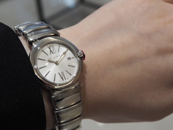 【ブルガリ】女性の手元を輝かせてくれる時計「ルチェア」-BVLGARI（取扱い終了） -P4262936-600x450
