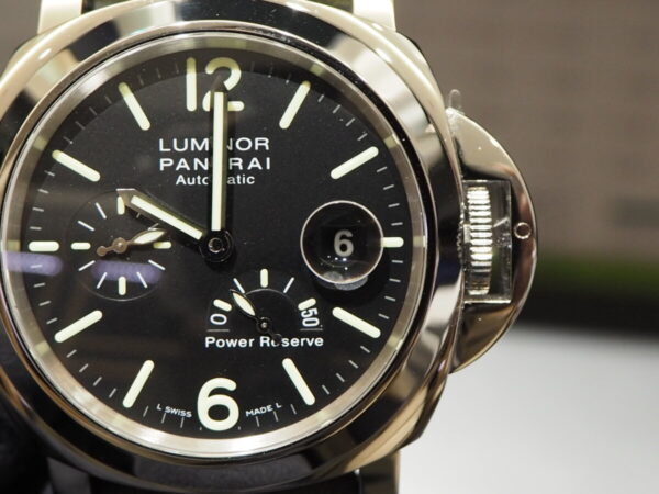 機能が充実したシンプル時計…。パネライ「PAM01090」-PANERAI スタッフのつぶやき -P6120609-600x450