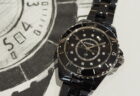 女性らしさのあるパール文字盤の時計「シャネル J12 33mm」