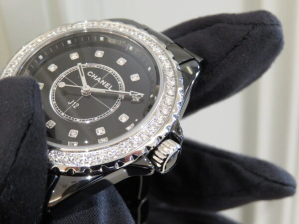 【CHANEL】スタイルに革命をもたらした腕時計「J12 33㎜」-CHANEL -IMG_0954-600x450