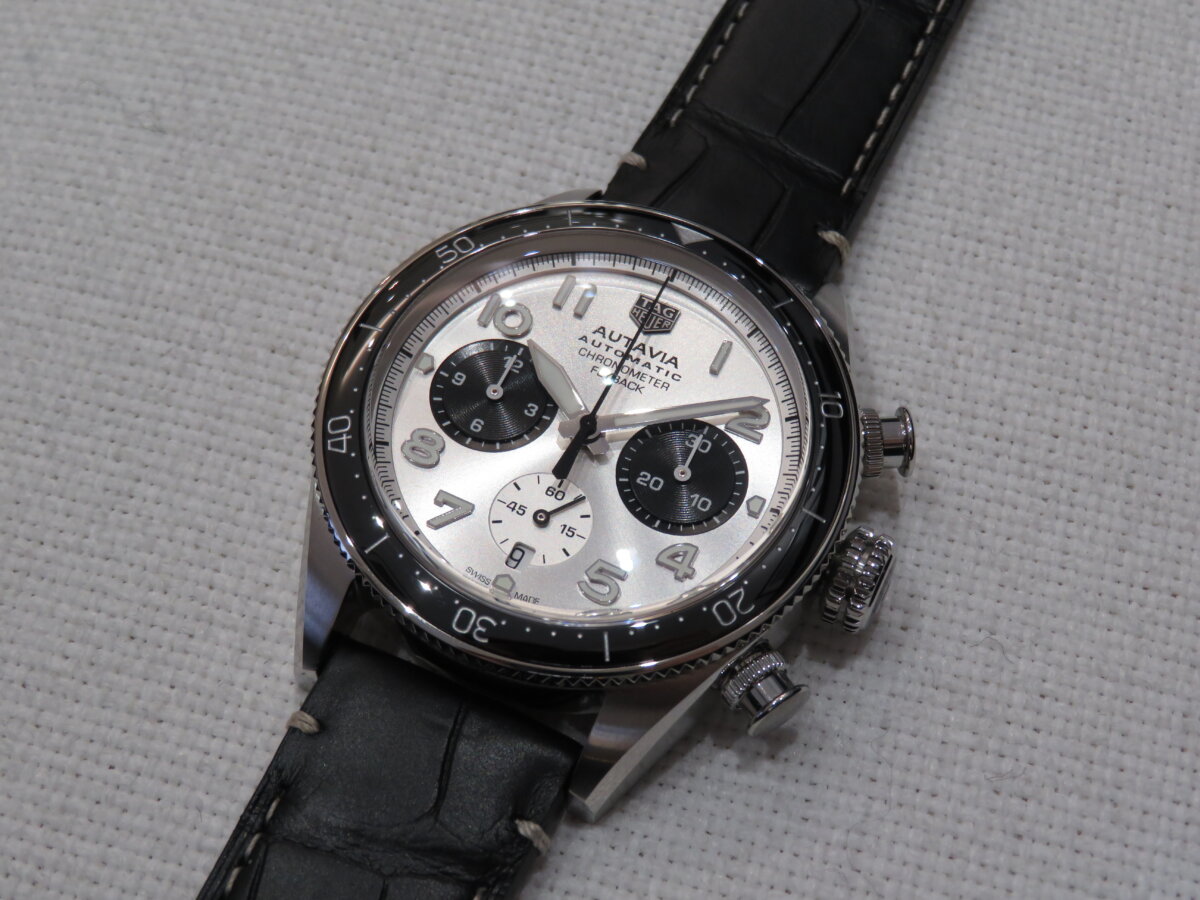 2022年新作モデルが早くも入荷！！TAG Heuer「オータヴィア キャリバー 