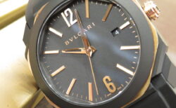 ブランドの新常識…。八角形の縁起時計。ブルガリ「オクト オリジナーレ」
