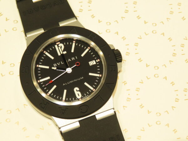 発売から多くの時計ファンを魅力し続けてきた…。ブルガリ「アルミニウム オートマティック」-BVLGARI（取扱い終了） -IMG_5669-600x450