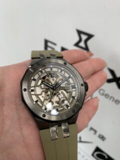 【EDOX】新色入荷致しました！トレンドカラーは腕元から…「デルフィン メカノ オートマティック」