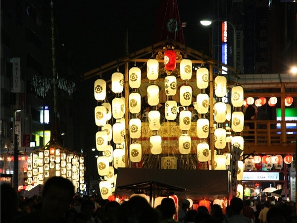 京都・祇園祭(前祭)　　oomiya京都店もフェアを行っております！