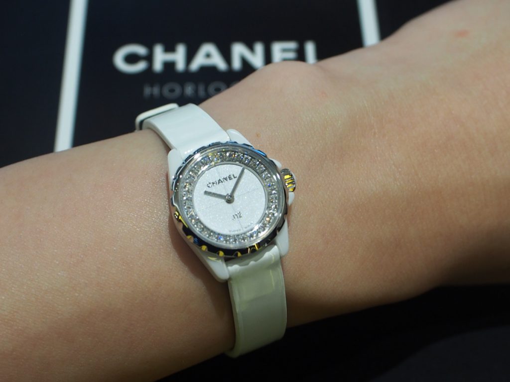 CHANEL FAIR】新しいお洒落の提案～シャネルよりJ12・XS《H4664