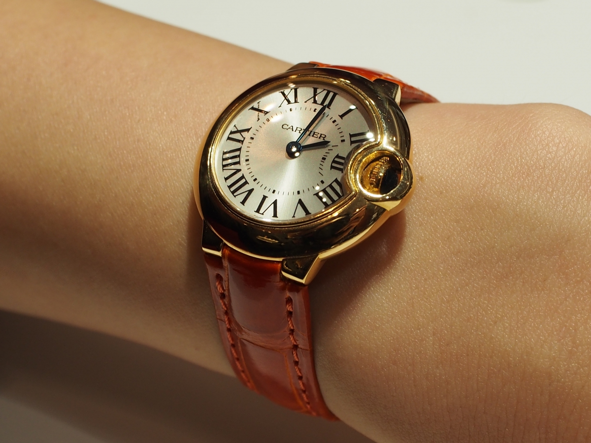 スタッフ愛用時計【Cartier/バロンブルー ドゥ カルティエ】をイメチェン！カルティエ純正の革ストラップのカラー豊富にあります！-Cartier -P5201987