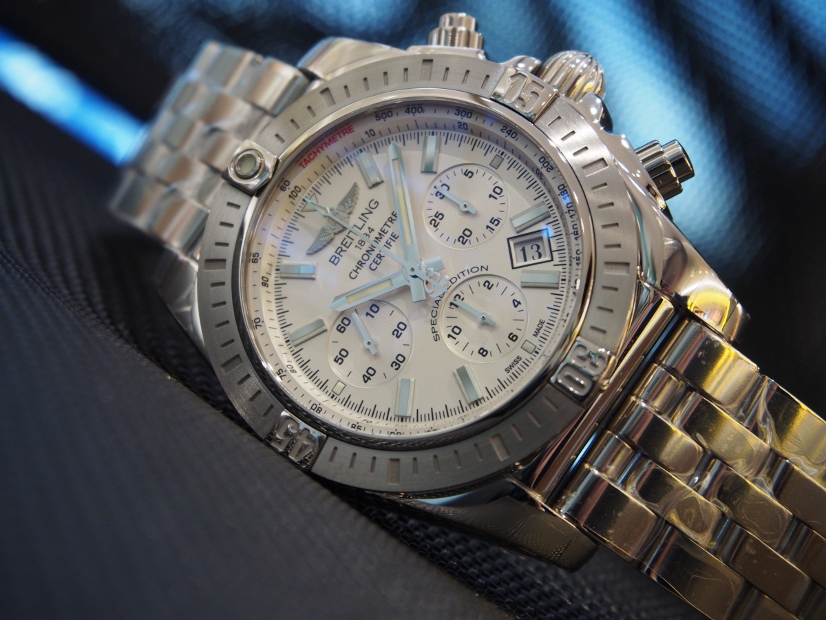 人気のクロノマット JSP(シルバー文字盤)、店頭でご覧いただけます！-BREITLING 〉BASELWORLD -P6122013