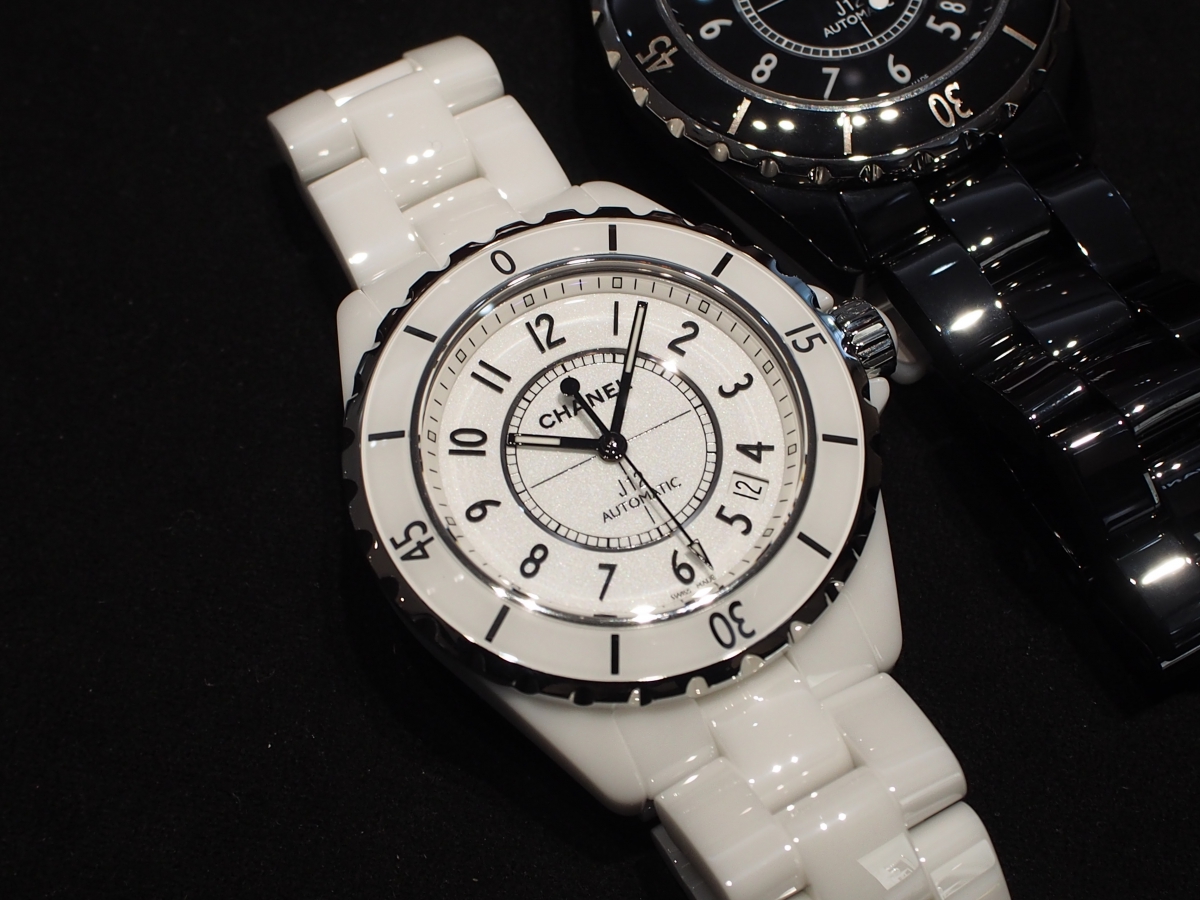 シャネル CHANEL J12 ホワイトファントム 33mm H3442 10周年記念 世界2000本限定 ホワイト セラミック クォーツ 90170796 腕時計 限定特価