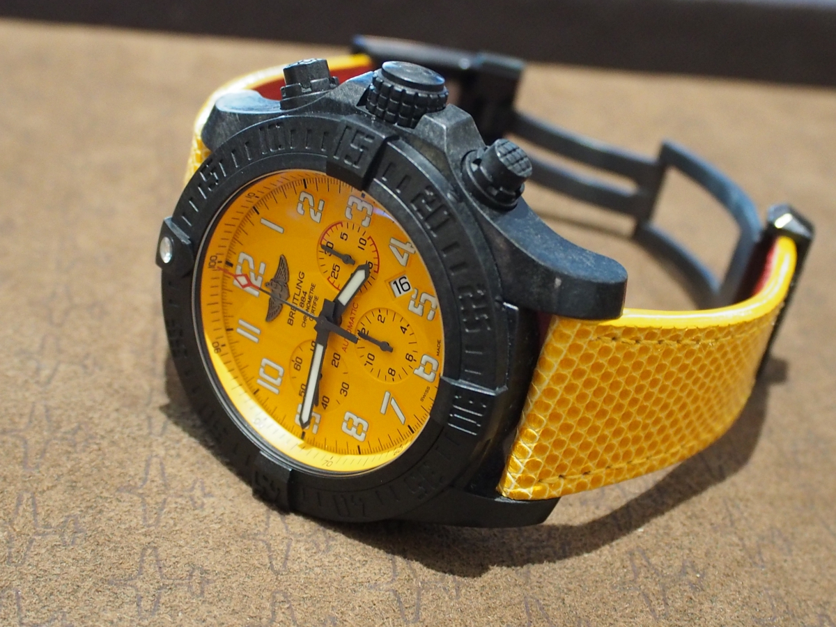 ビックフェイスのアベンジャーハリケーンにも~BREITLING×Jean