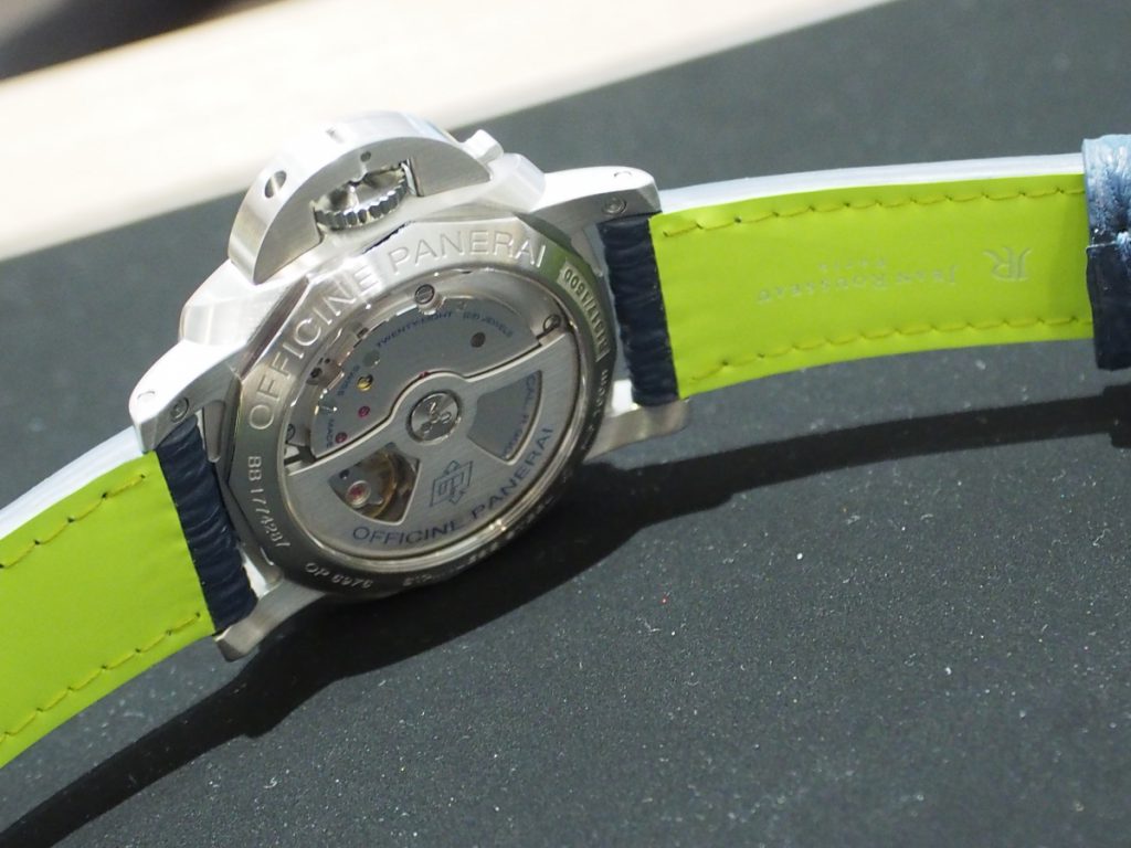 パネライ純正にはないシャークの素材で～PANERAI×Jean Rousseau