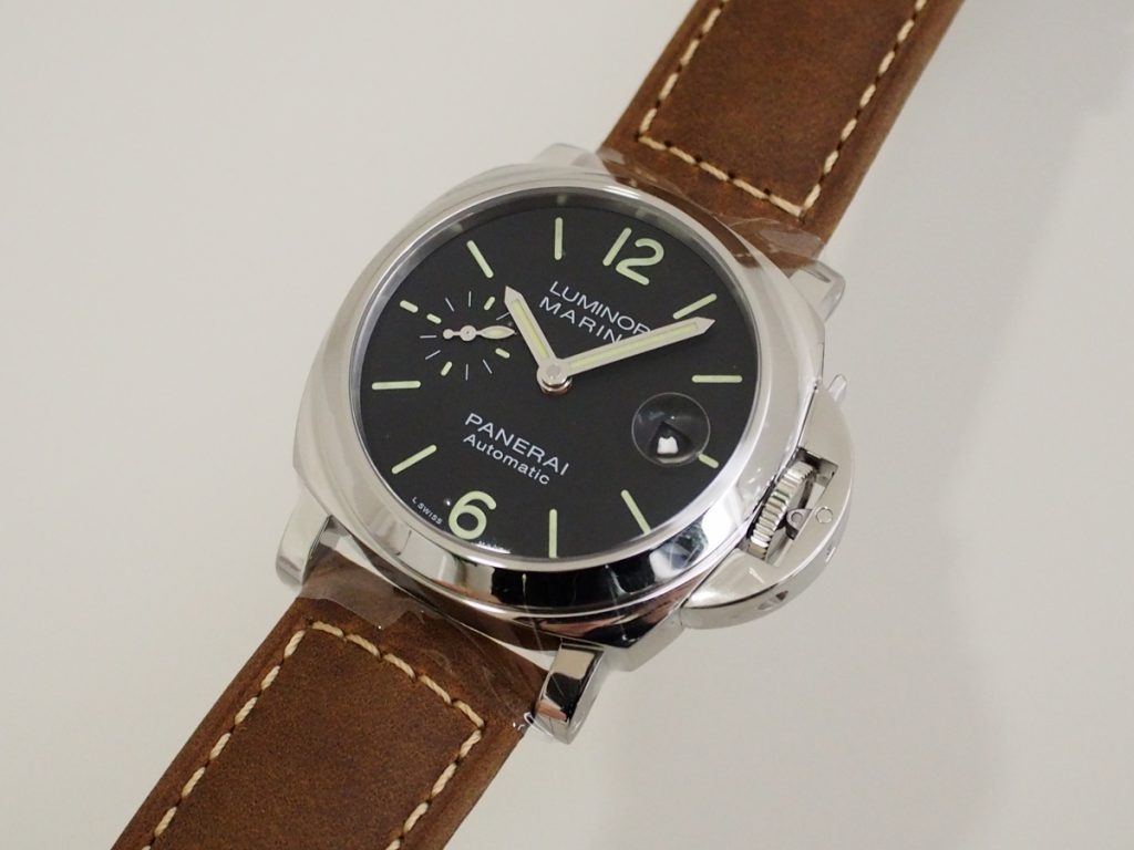 40mmの絶妙なサイズ感はスーツに合わせて～パネライ/PAM01048～-PANERAI -PB130245-1024x768