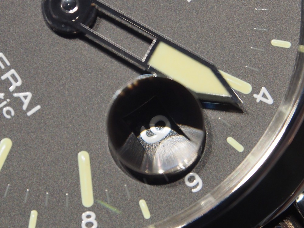 懐かしい雰囲気を纏ったパネライ ルミノール GMT