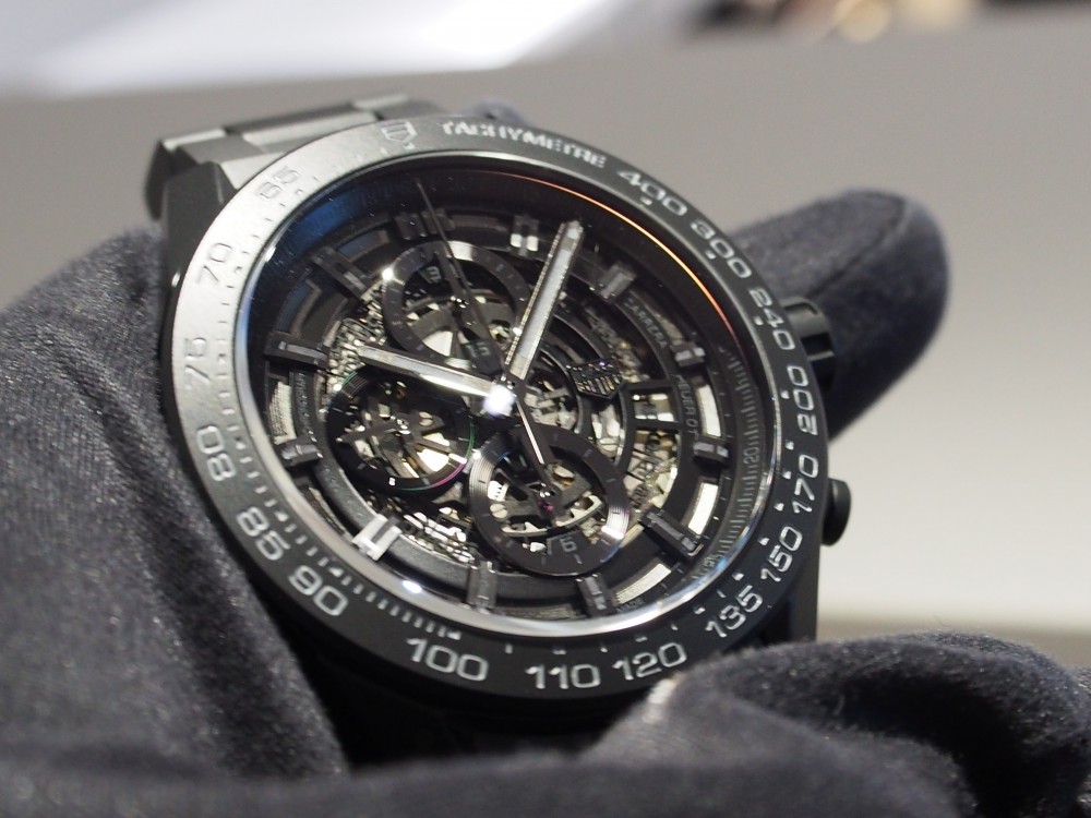 セラミックを贅沢に使用した時計でこの夏をラフに乗り切りましょう！タグ・ホイヤー/カレラ キャリバー ホイヤー01-TAG Heuer -P5112794