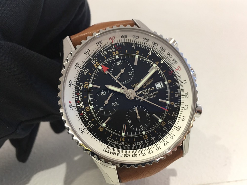 ウイングロゴを備えたブライトリング ナビタイマー ワールド！A242B26KBA-BREITLING -S__16687115