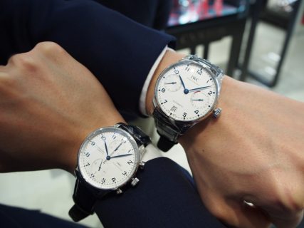 【保存版】IWC 人気のポルトギーゼ“青針”をスタッフが比較して思う事