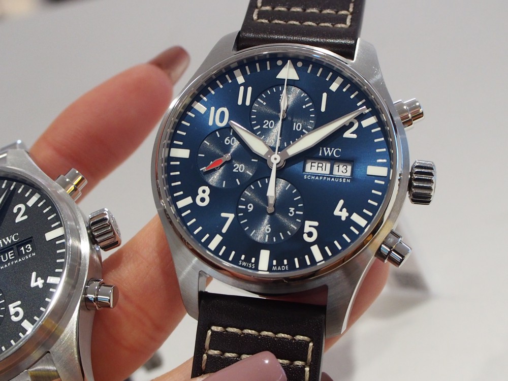 IWCパイロットウォッチはブレス派？革ストラップ派？-IWC -P4130292