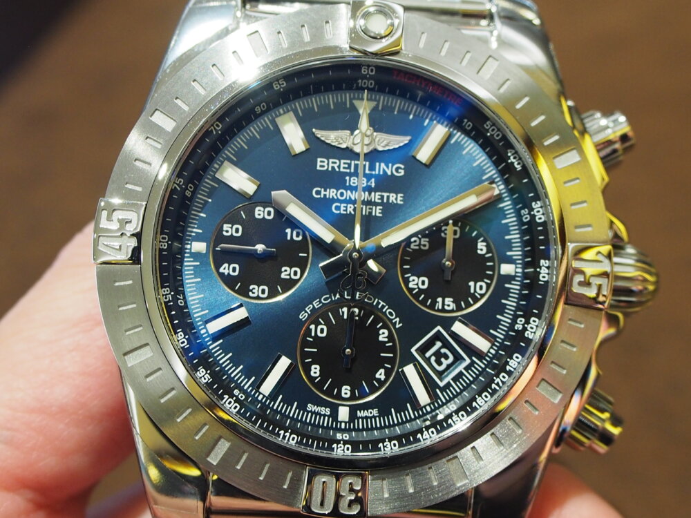 ブライトリング/クロノマットJSP 人気のブラックアイブルー文字盤が再入荷！-BREITLING -P8032993