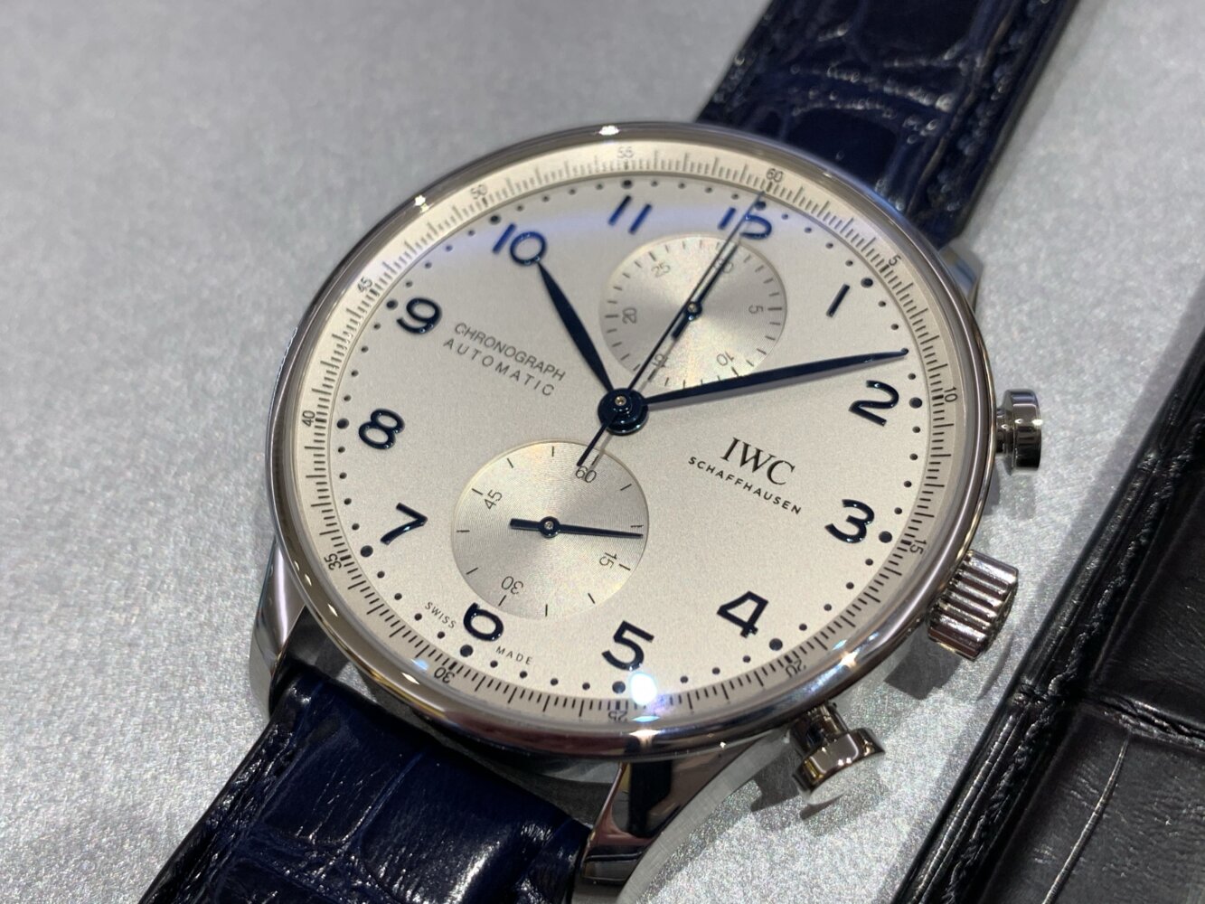 IWCフェアに合わせ『新型ポルトギーゼ・クロノグラフ』各色、再入荷！-IWC -img_7221