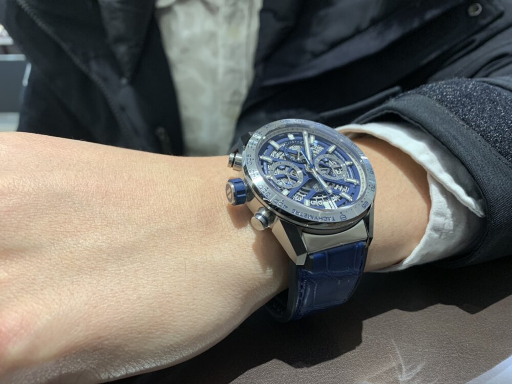 タグ・ホイヤーの日本限定モデルをメタルブレス→アリゲーターラバーへつけ替え！-TAG Heuer oomiya京都店のお客様 -S__21241858