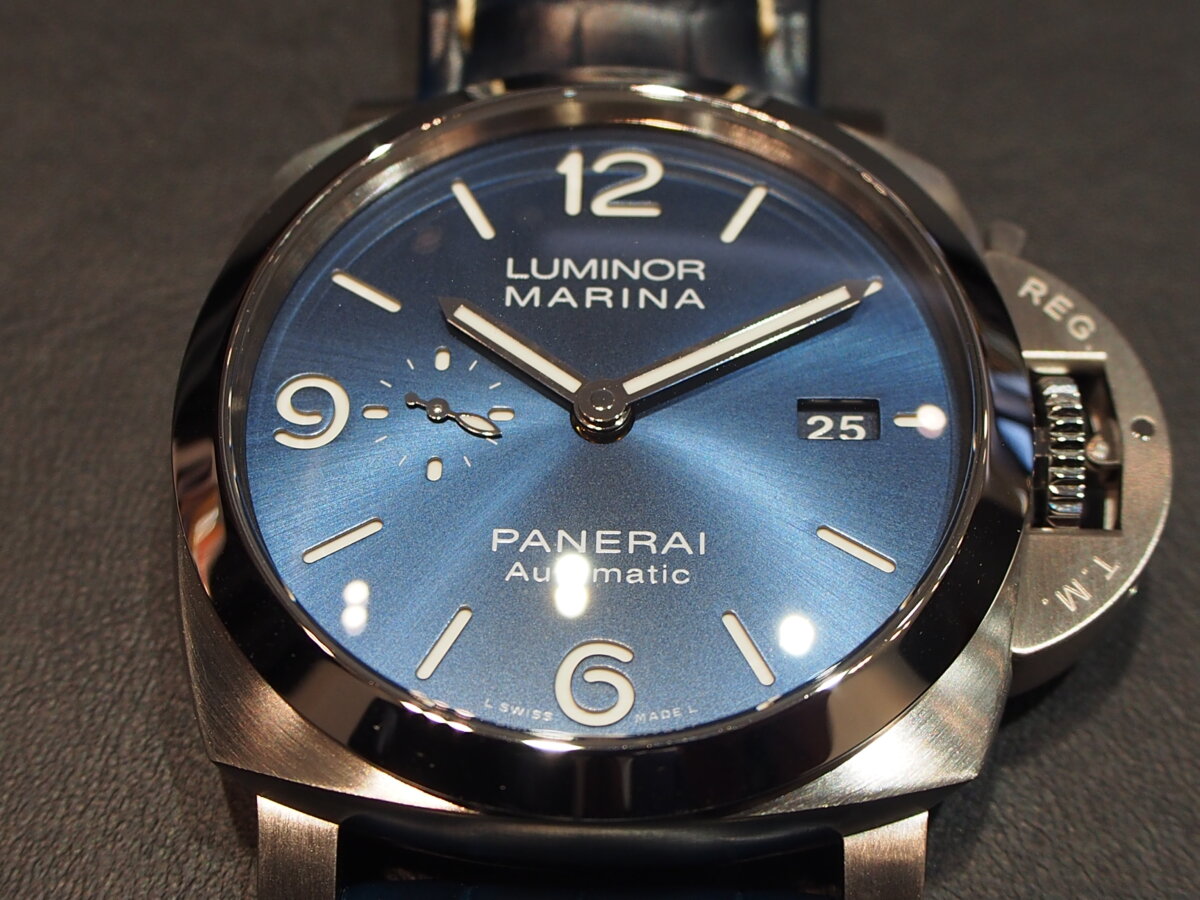 【パネライ】深いブルー文字盤が鮮やかで美しい！ルミノール マリーナ PAM01313-PANERAI -PC256838