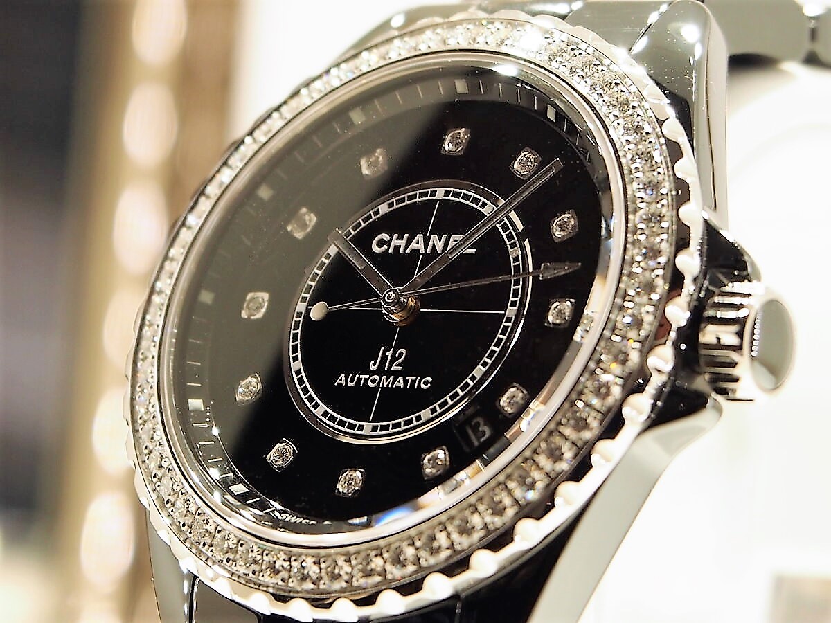 【シャネル】1.6カラット分のダイヤモンドを贅沢に使用したJ12をご紹介-CHANEL -P5272054-1