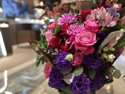 oomiya 京都店の移転リニューアルオープンに際し、素敵な開店祝いのお花をありがとうございます