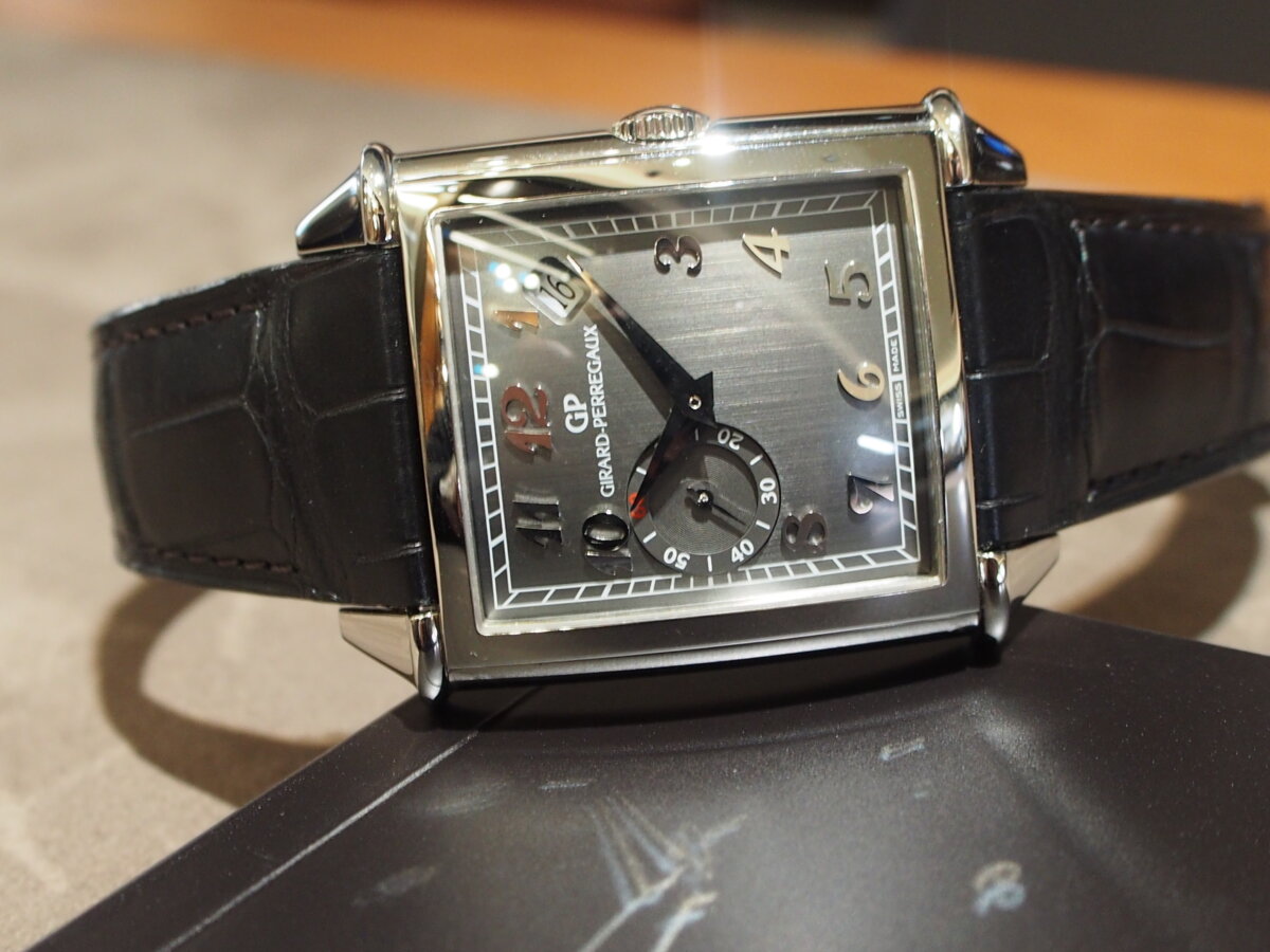 新品定番人気 GIRARD-PERREGAUX ジラールペルゴ ヴィンテージ1945 XXL スモールセコンド 258の通販 by Brand  Shop 宝美堂(HOUBIDOU) ラクマ店｜ジラールペルゴならラクマ